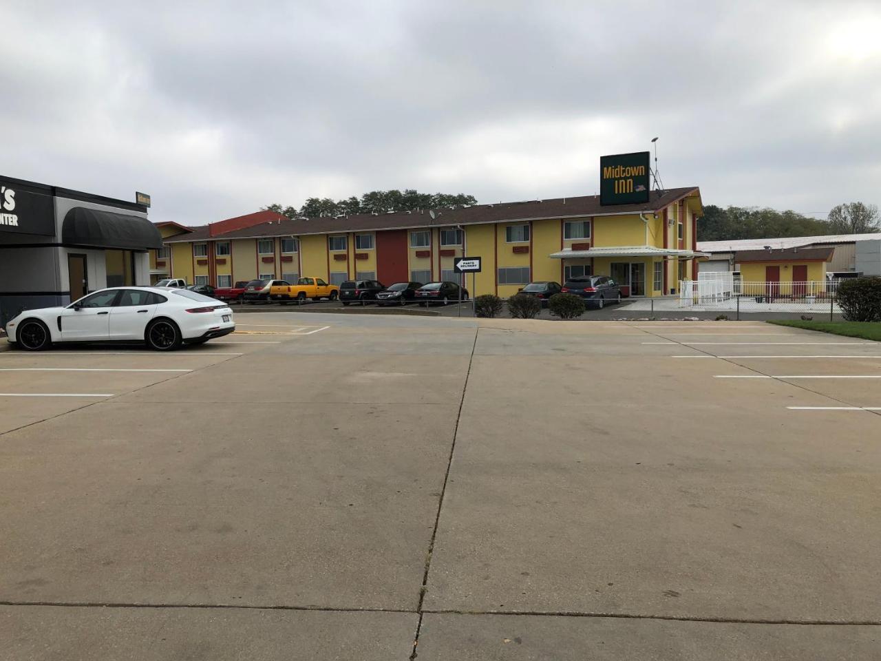 Midtown Inn Springfield Bagian luar foto