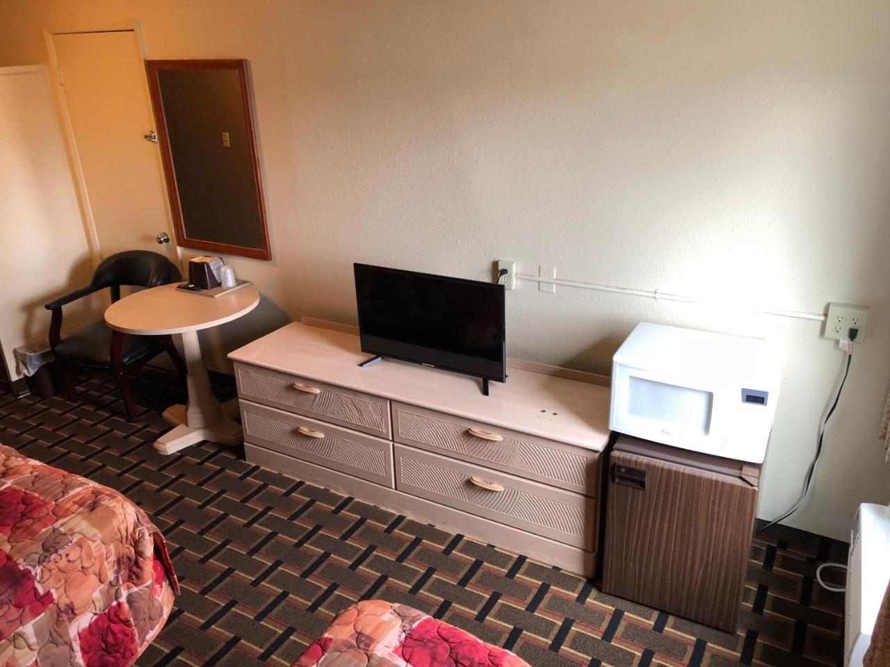 Midtown Inn Springfield Bagian luar foto